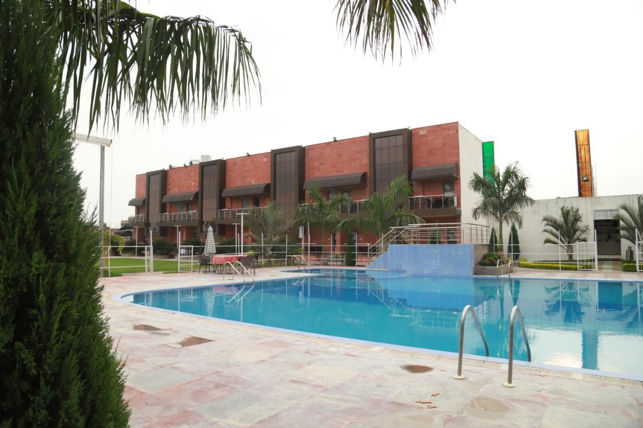 Hotel Sukhdeo Palace Gaya Exterior foto