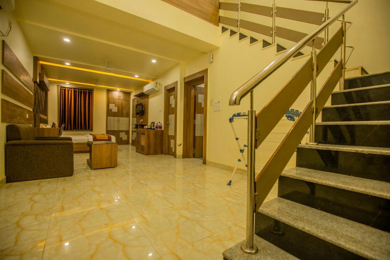 Hotel Sukhdeo Palace Gaya Exterior foto